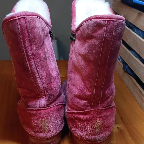 Old friend red winter suede boots size 10