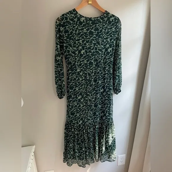 Olivia James Lydia Long Sleeve Ruffle Skirt Midi Dress in Geo Spot Lush Green
