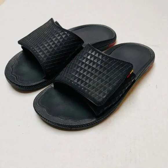 Olukai Halu Olu M Sandals Mens 8 Black Slip On Beach Goth Vacation Coastal Goth