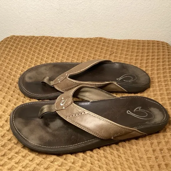 Olukai Nui Leather Beach Sandals Men's US 10 Flip Flops Brown EU 43