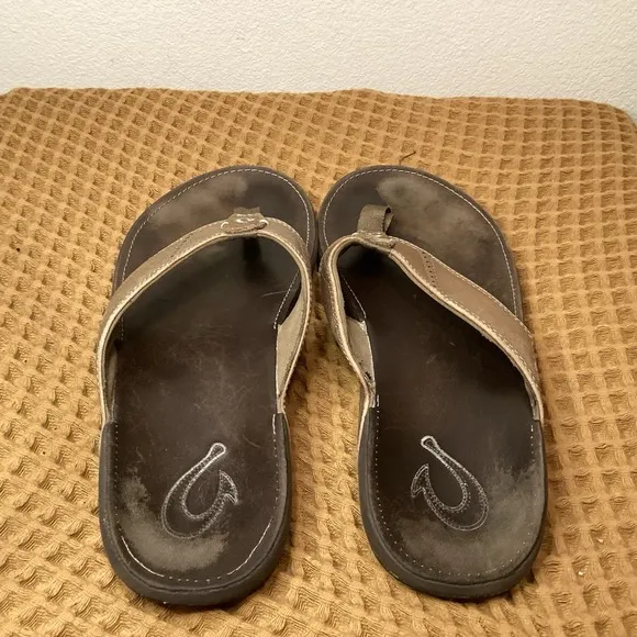 Olukai Nui Leather Beach Sandals Men's US 10 Flip Flops Brown EU 43
