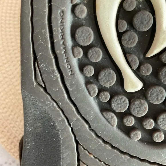 OluKai Slide Nalu Sandals Men. Sz 9.