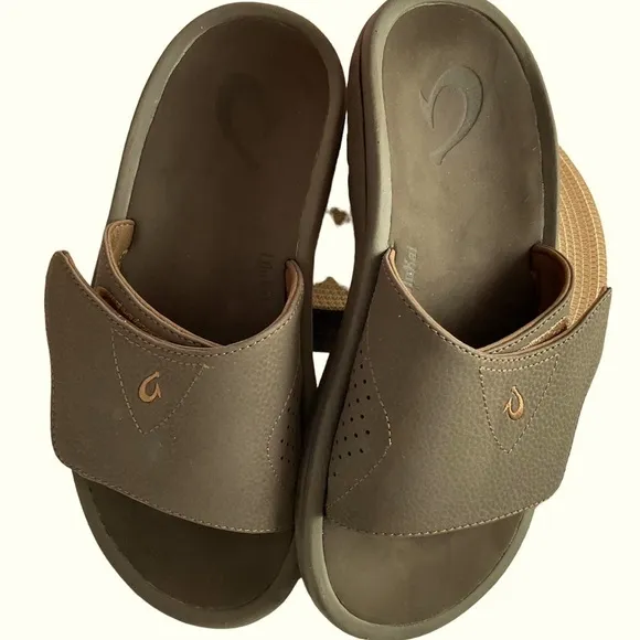 OluKai Slide Nalu Sandals Men. Sz 9.