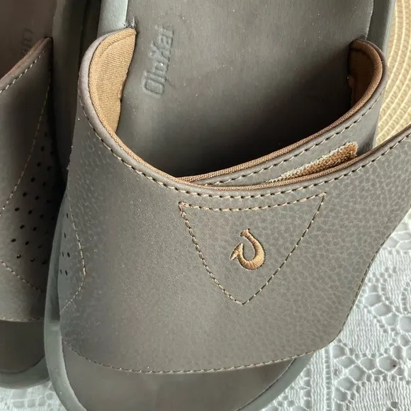 OluKai Slide Nalu Sandals Men. Sz 9.