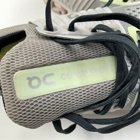 On Running Women’s Cloudswift running Shoe. Gray Athletic Shoes. US Women’s 9.