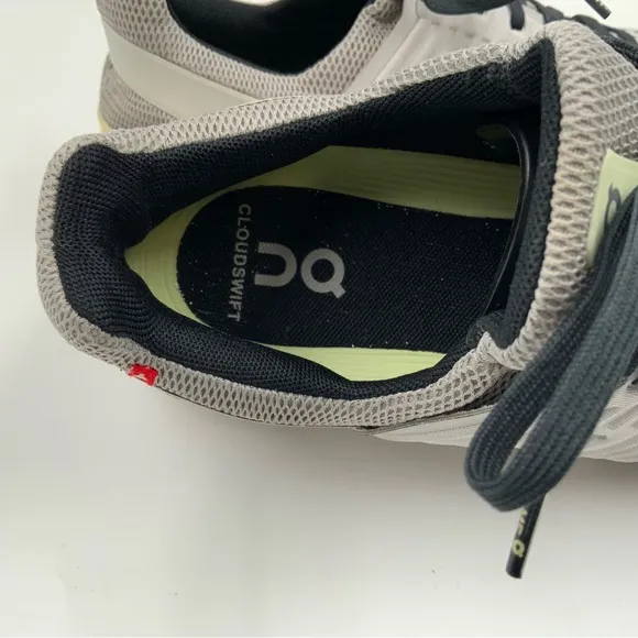 On Running Women’s Cloudswift running Shoe. Gray Athletic Shoes. US Women’s 9.