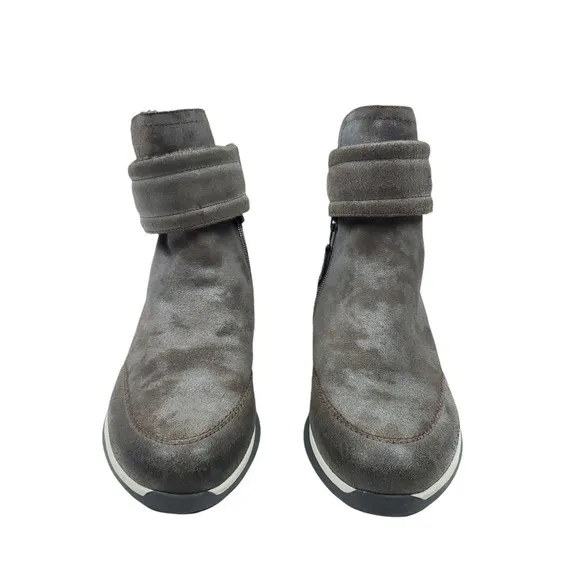 OTBT Womens Booties 9 Gray Leather Zip Up Hiking Outdoor Ankle Outing Boots