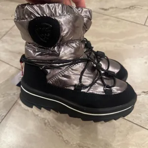 Pajar Warm Boots girl - brand new