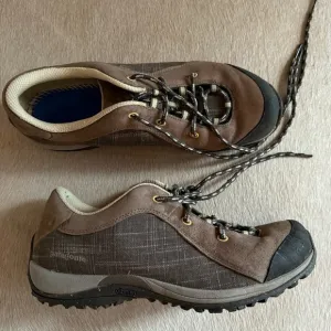 Patagonia Brown  Hiking Shoes