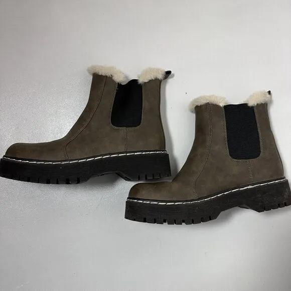 Portland Boot Company Boots Womens 7W Green Helena Chelsea Faux Fur