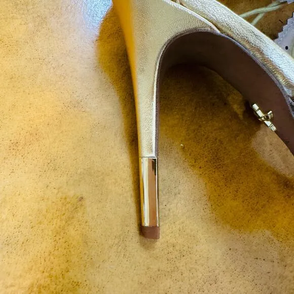 Pour La Victoire The Shanna Gold Perforated Straps Leather Lace Up Heels Sz 9.5