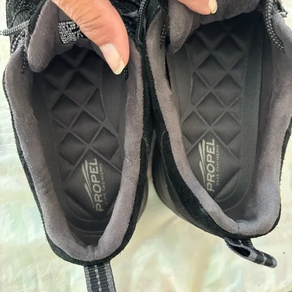Propel Bass Leather Trail hiking Black shoes lace up SZ 8 M NWOT