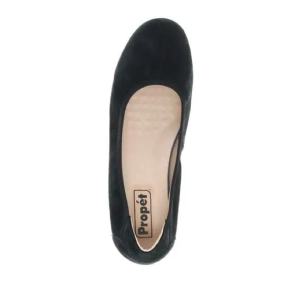 PROPET SLIP ON BLACK SUEDE YARA SHOES, Size 11 Wide, New in Box MSRP $115
