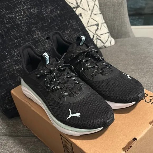 Puma Black and White Athletic Shoes