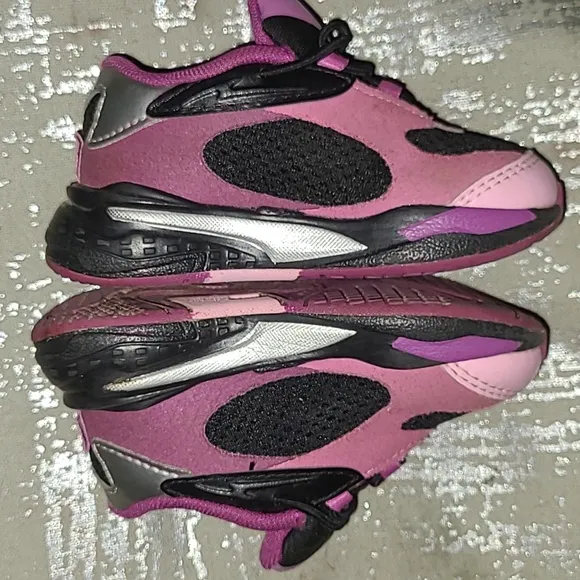 Puma Fast Metallic Kids Sneakers Shoes Casual - Size 5 C