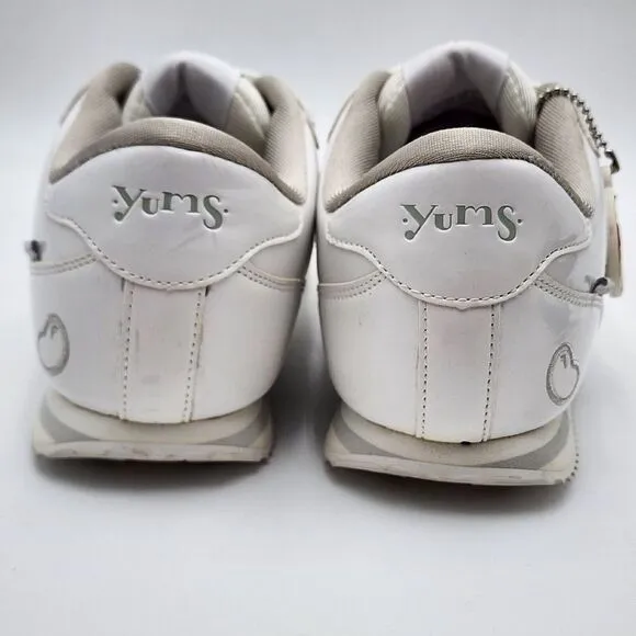 RARE 2008 YUMS &quot;Jellybean&quot; Women's SIZE 10 PATTENT LEATHER SHOES White SEE PHOTO