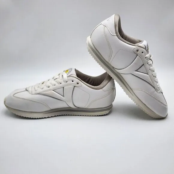 RARE 2008 YUMS &quot;Jellybean&quot; Women's SIZE 10 PATTENT LEATHER SHOES White SEE PHOTO