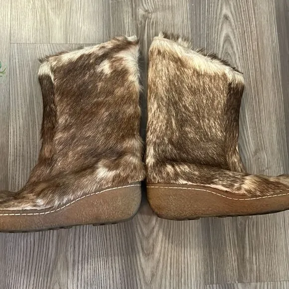 *RARE* VINTAGE 1960/70’S REAL FUR SNOW BOOTS FROM GERMAN CMPNY SCHAPURO SIZE 6.5