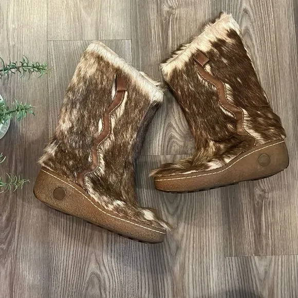 *RARE* VINTAGE 1960/70’S REAL FUR SNOW BOOTS FROM GERMAN CMPNY SCHAPURO SIZE 6.5