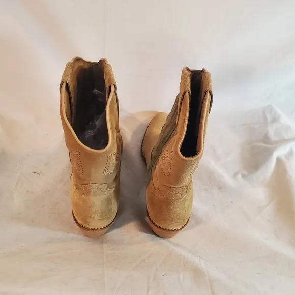 Regard Women's Size 40 Tan Suede Leather Cowboy Western Ankle Boots New