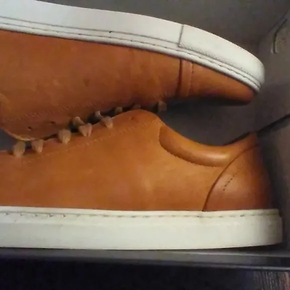 Robert Wayne Cognac Leather Lace up Shoes Size: 8.5