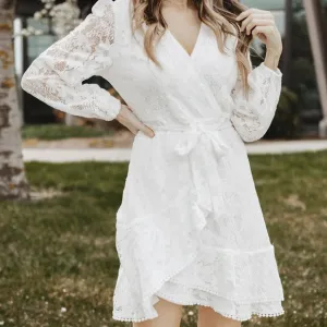 Romantic Lace Dress with Puff Sleeves and Belt