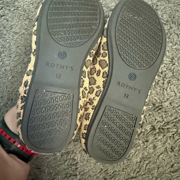 Rothy’s Animal Print Leopard Print Kids Shoes Sz 12