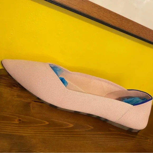 Rothy's Light Pink Point Toe Flat Shoes Women's Size 10.5