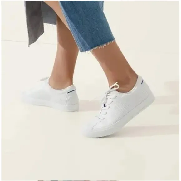 Rothy's The Lace Up Bright White Sneakers Knit Casual Shoes Comfortable Size 7