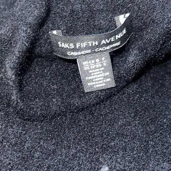 Saks Fifth Avenue Cashmere Black Turtleneck | Sz XS