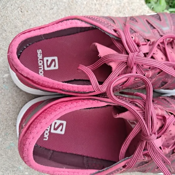 Salomon Women's Burgundy  Sneakers  Athletic Shoes Size 8