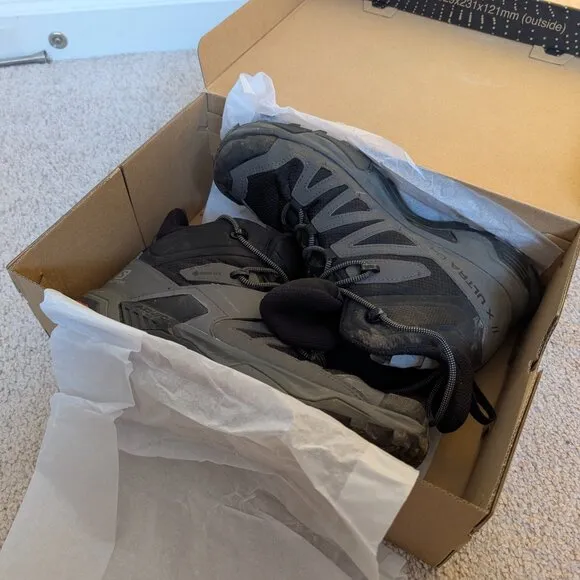 Salomon X Ultra 4 Mid GTX Wide Hiking Boots