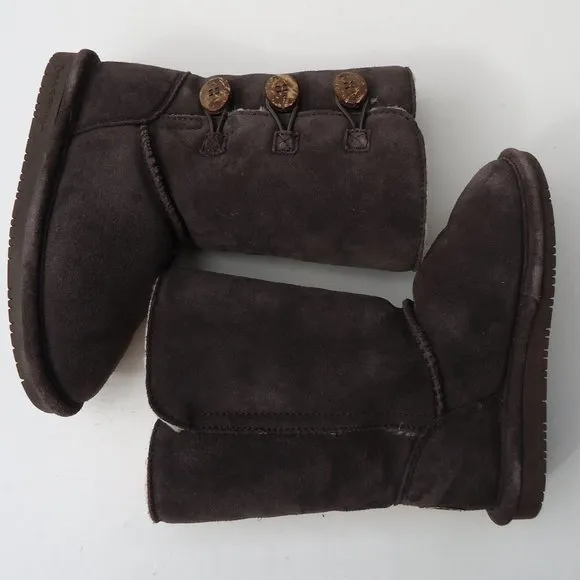 SIZE 13 youth. BEARPAW LAUREN sheepskin boots.