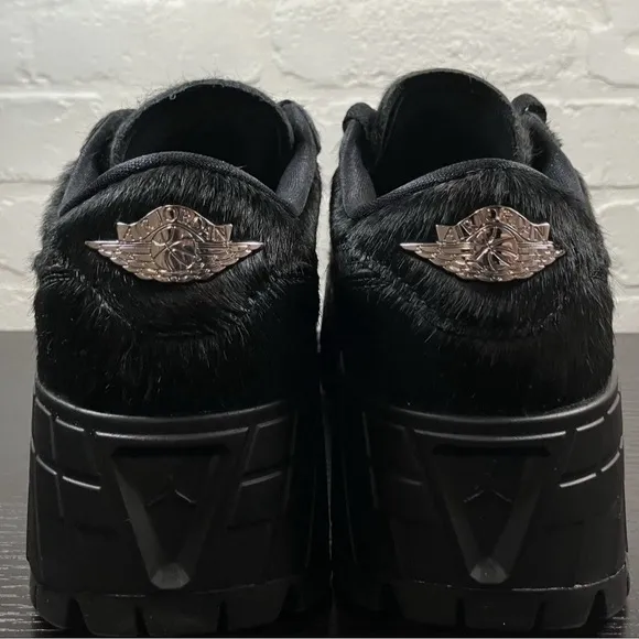 Size 7 W - Jordan 1 Low Brooklyn “Black Pony”