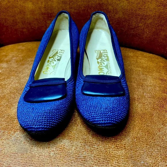 Size 8 1960s Ferragamo Shoes - Navy Blue Summer Pumps