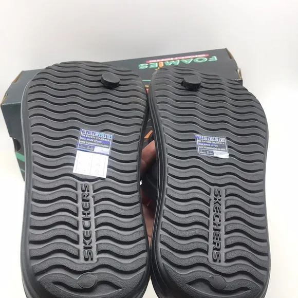 SKECHERS MENŚ SANDBAR - CHILLAX SANDALS SIZE 11 BLACK COLOR