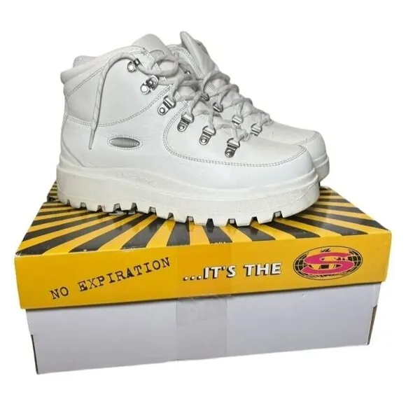 Skechers Shindigs-Renegade Heart White Hiking Boots SZ US 10 Y2K Gorpcore Street