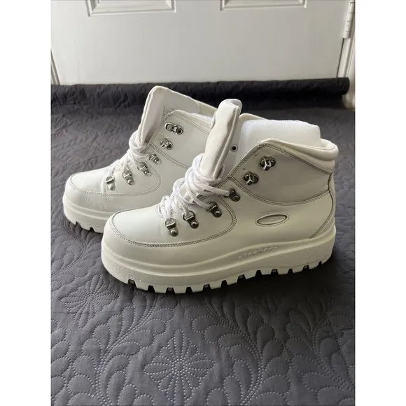 Skechers Shindigs-Renegade Heart White Hiking Boots SZ US 10 Y2K Gorpcore Street
