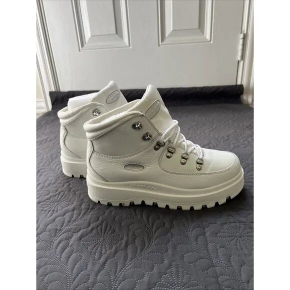 Skechers Shindigs-Renegade Heart White Hiking Boots SZ US 10 Y2K Gorpcore Street