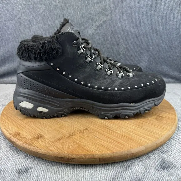 Skechers Womens D lites Gleeful Size 11 Boots Black Fur Lined Ankle Winter Snow