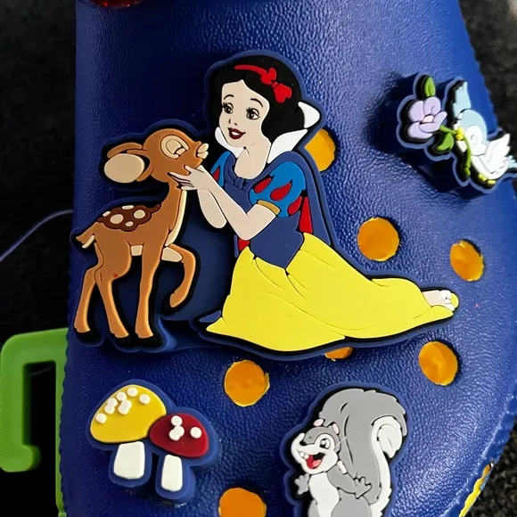 Snow White Crocs Childs Sz 13