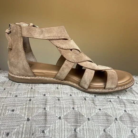 Sofft Ephie Desert Tan Suede Flat Sandals Women 8.5 M Comfort Gladiator Casual