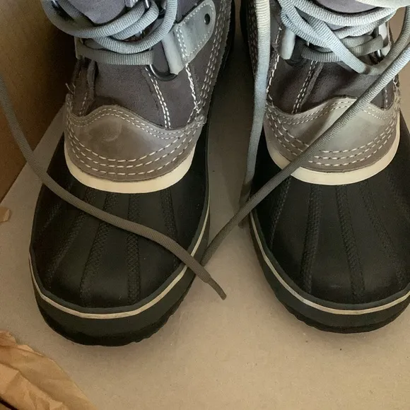 Sorel boots 8