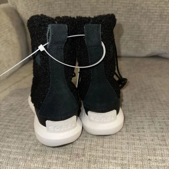 Sorel Girls‎ Explorer II Joan Teddy Boots size 5 NWT!