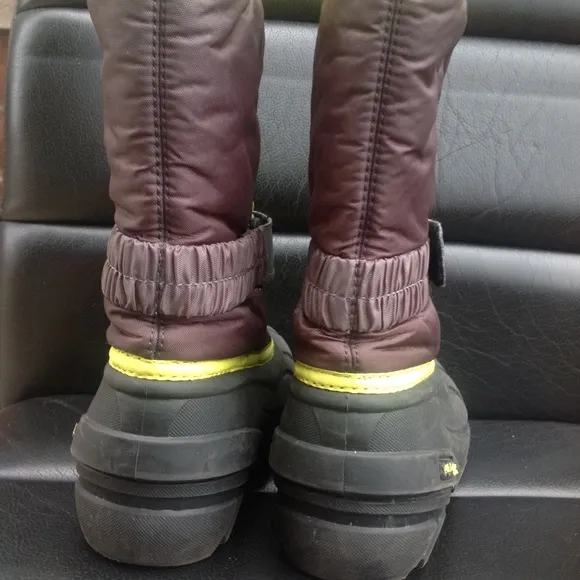 Sorel girls yellow winter rain boots size 13