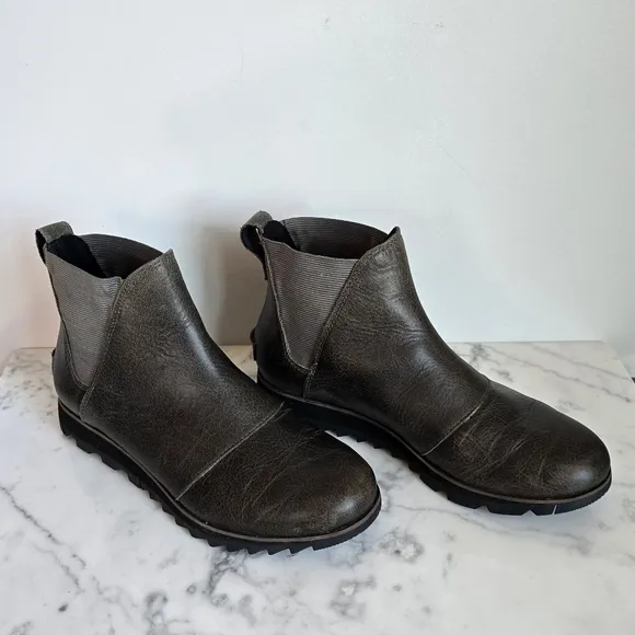 SOREL, Harlow Taupe Quarry Gray Chelsea Waterproof Leather Ankle Boots Size 7