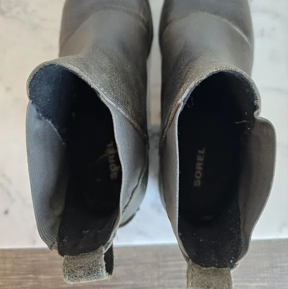 SOREL, Harlow Taupe Quarry Gray Chelsea Waterproof Leather Ankle Boots Size 7