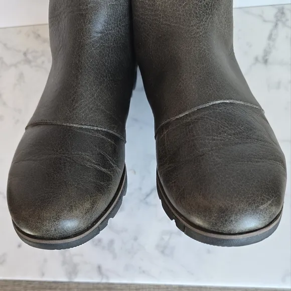 SOREL, Harlow Taupe Quarry Gray Chelsea Waterproof Leather Ankle Boots Size 7