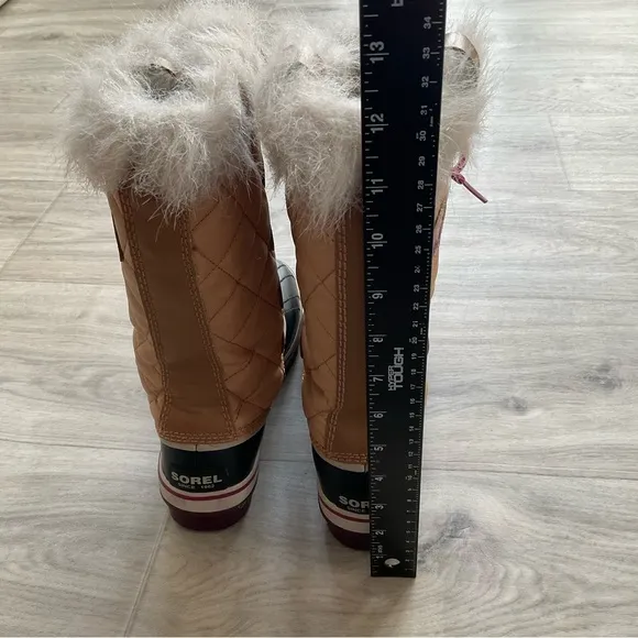 Sorel Joan of Arctic Camel brown, tan, Black Leather Lace up waterproof boots 7