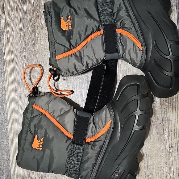 Sorel Kids' Gray and Orange Winter Boots